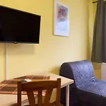 Irisz Panzio Konukevi 3*