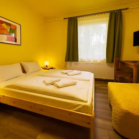 Konukevi Irisz Panzio Budapeşte