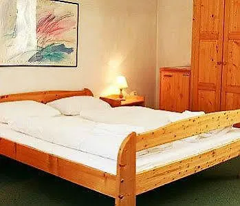 Irisz Panzio 3* Budapeşte