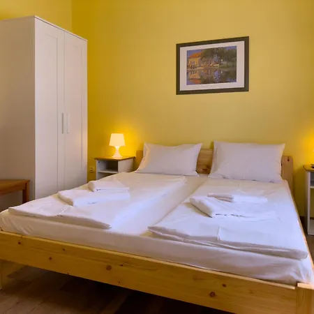 Irisz Panzio Guest house Budapest