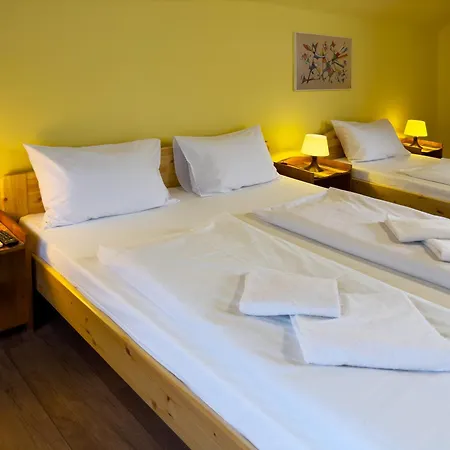 Guest house Irisz Panzio