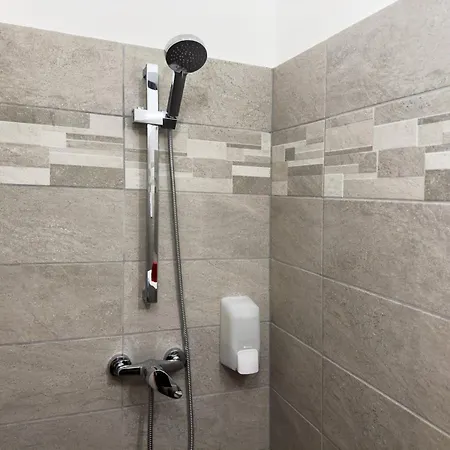 Irisz Panzio Guest house Budapest