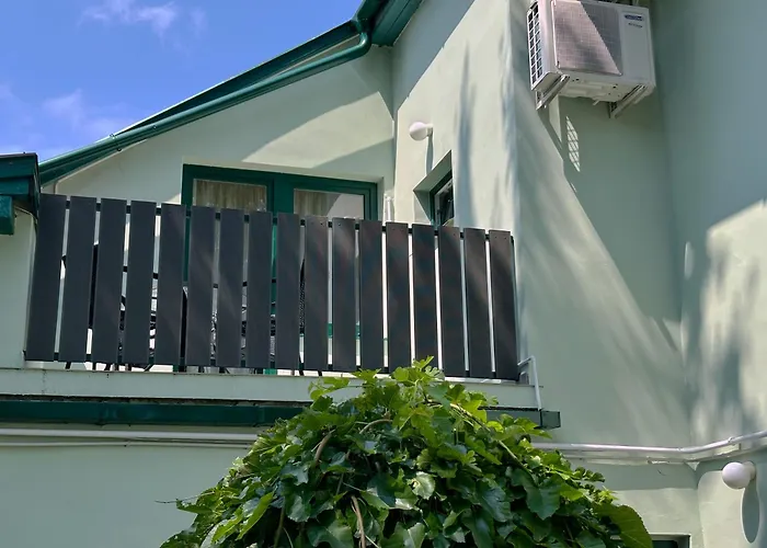 Guest house Irisz Panzio