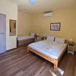 Irisz Panzio 3*