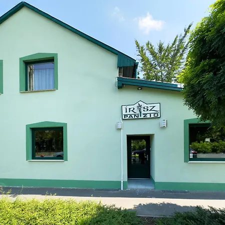 írisz Panzió