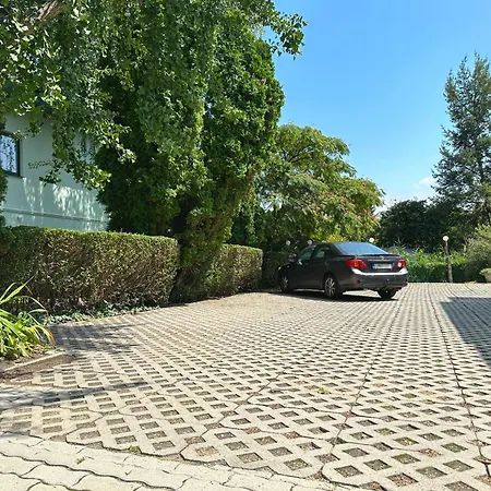 Irisz Panzio 3* Budapest