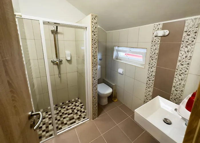 Irisz Panzio 3*